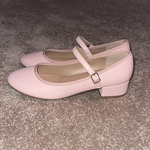Steve Madden Girl Tutuu Block Heel Mary Janes Pink Block Heel - size 8 NWT - Picture 3 of 6